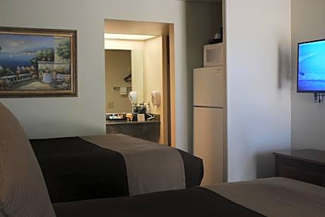 Queen Room with Two Queen Beds