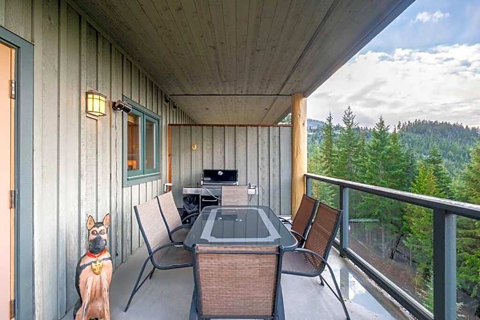 Taluswood Ridge by Outpost Whistler