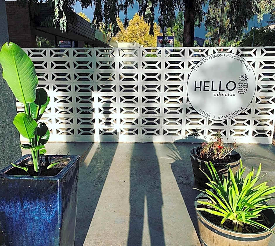 Hello Adelaide Motel and Apartments