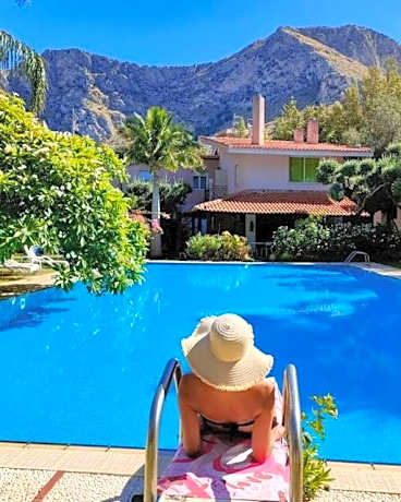Villa Megna - Green Paradise B&B