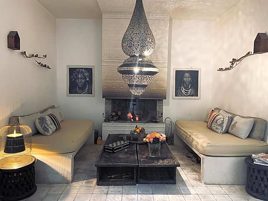 Riad 144