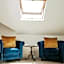 Les Chambres Guest House