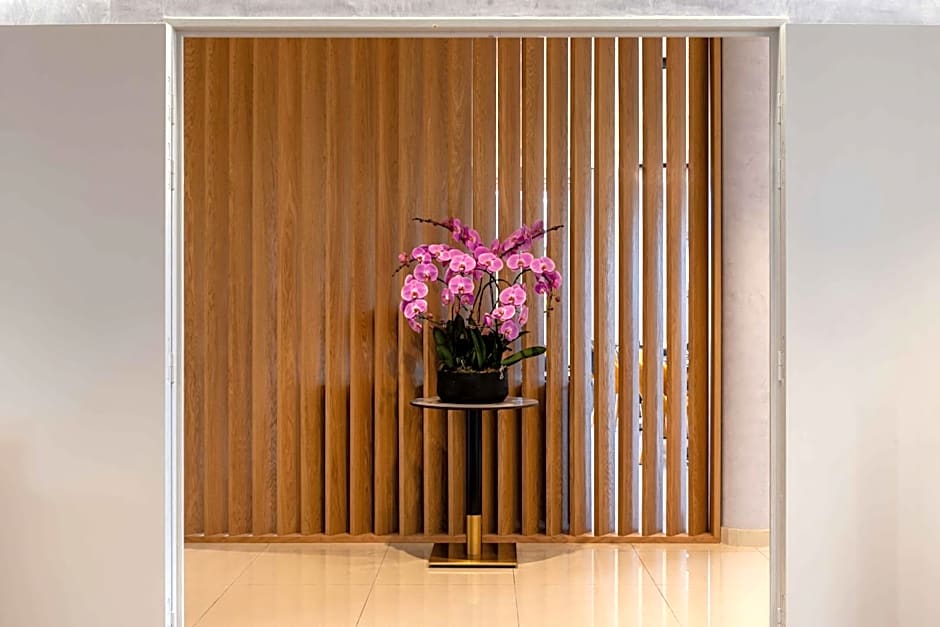 Brit Hotel Privilège Paris Rosny-sous-Bois