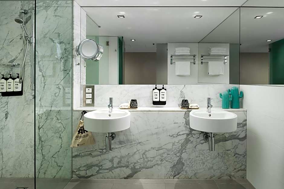 Ovolo Brisbane Fortitude Valley, a Wyndham Hotel