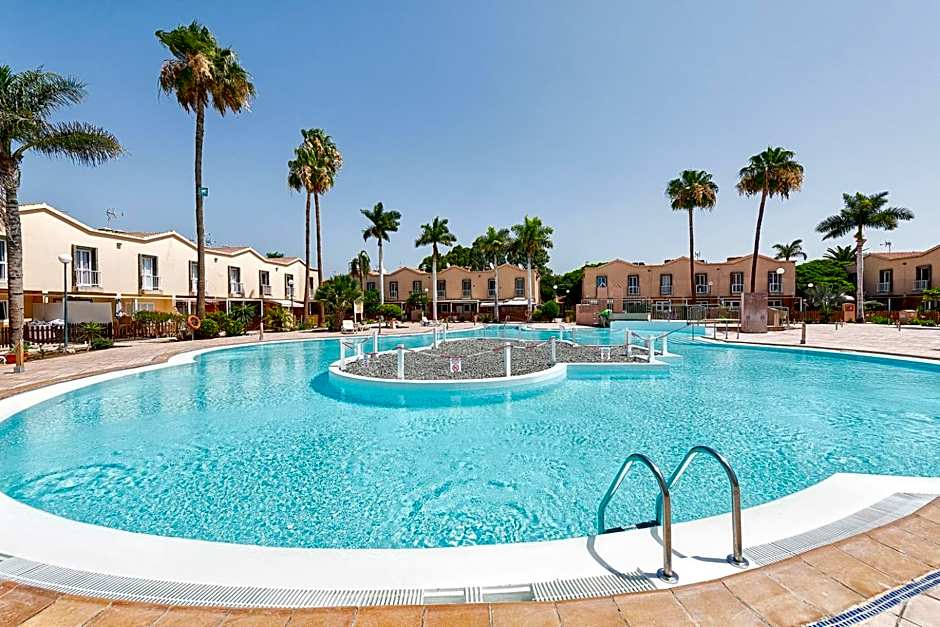 Villetta Green oasis club