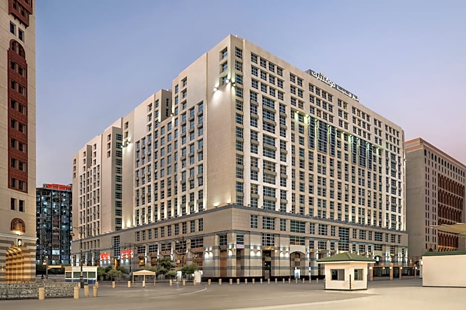 Anwar Al Madinah Movenpick Hotel