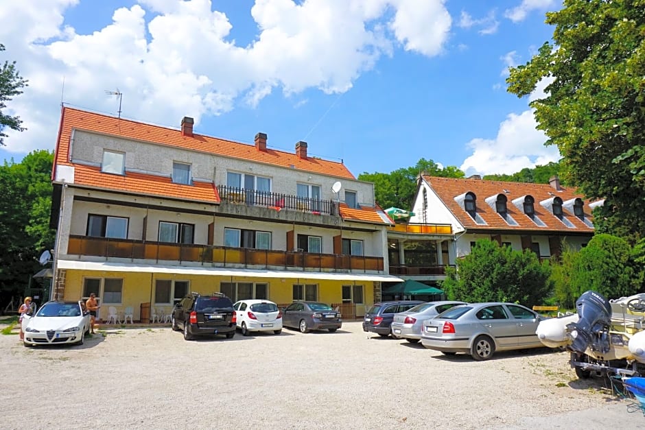 Hotel Club Tihany