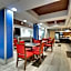 Holiday Inn Express Hotel & Suites Cedar Rapids I-380 at 33rd Avenue By IHG
