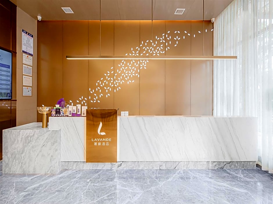 Lavande Hotel Yueyang County Fuya