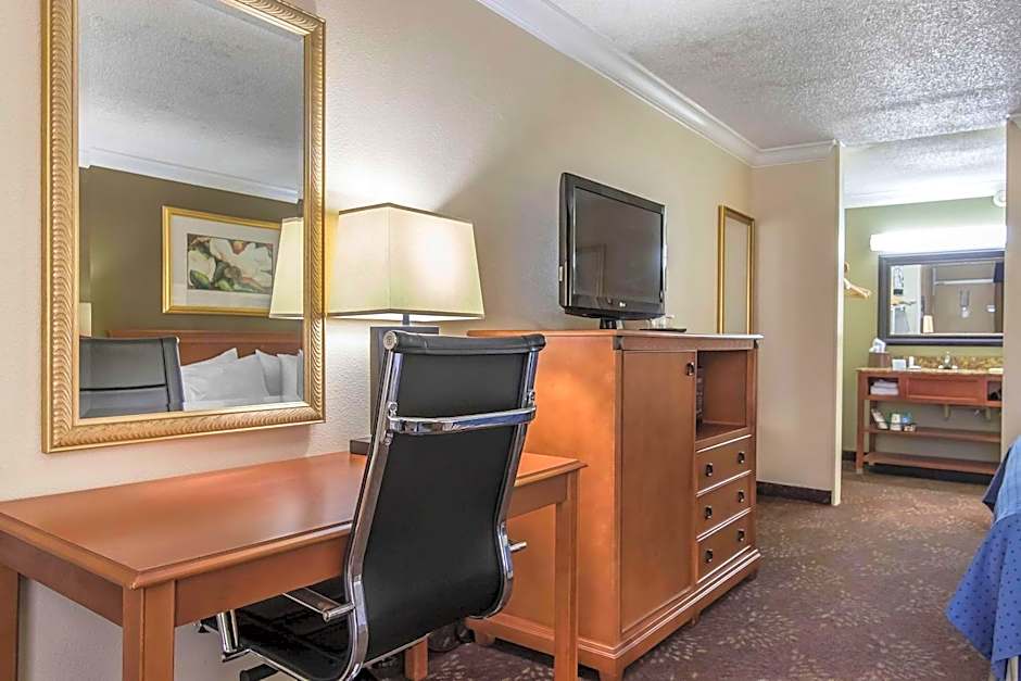 Clarion Inn Morgan City