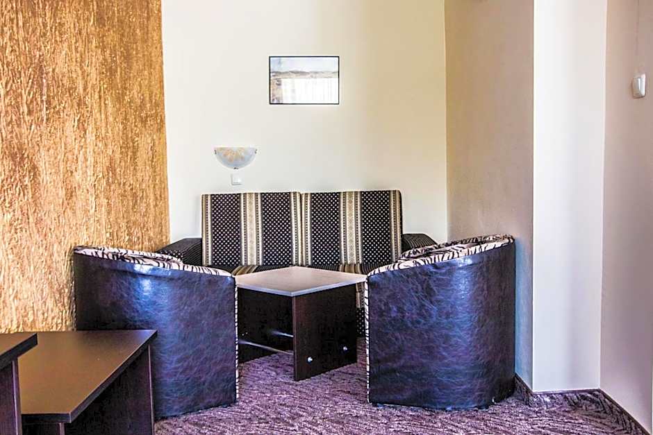 Amaris Hotel - All inclusive - Free parking