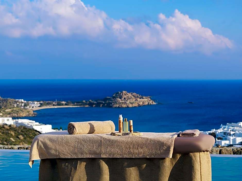 Ezio Bo Luxury Living