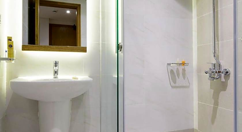 Hotel Excelsior Karachi