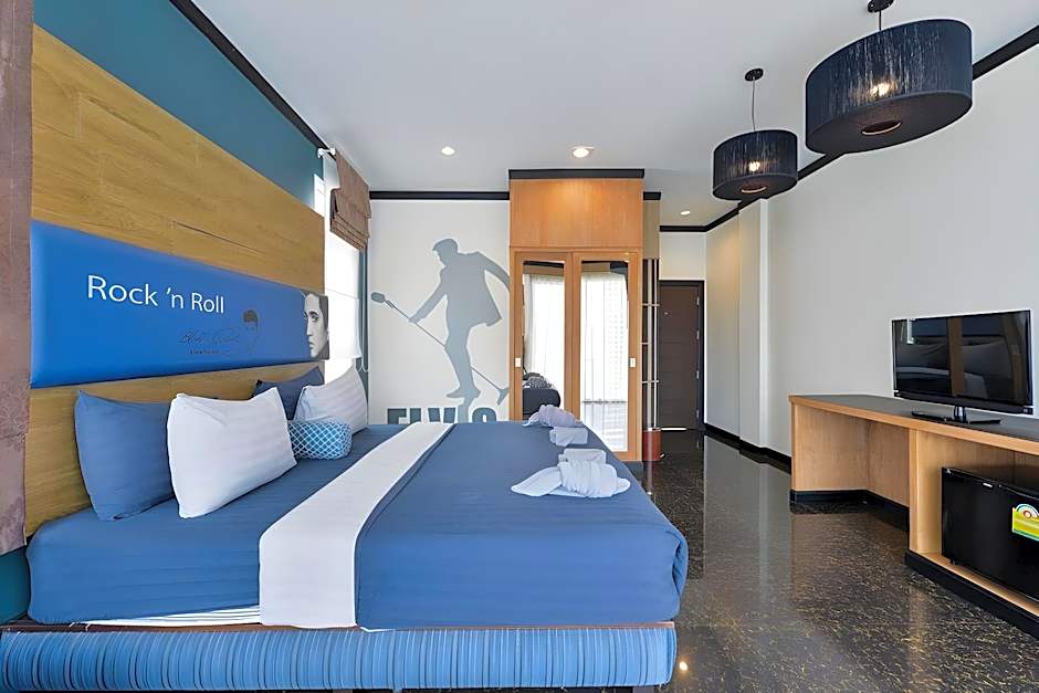 The River Scene Hotel