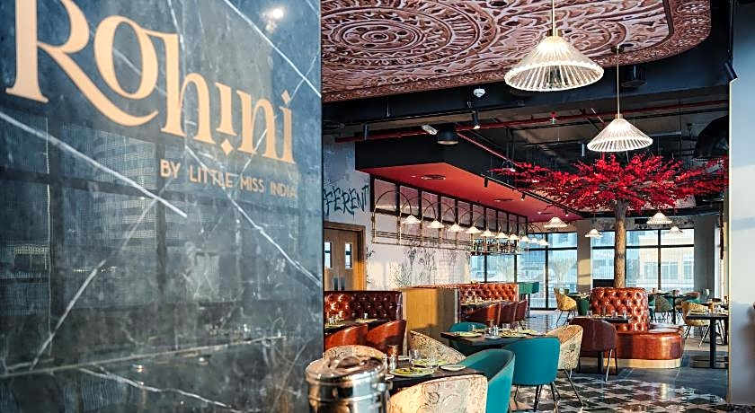 Movenpick Hotel Jumeirah Lakes Towers