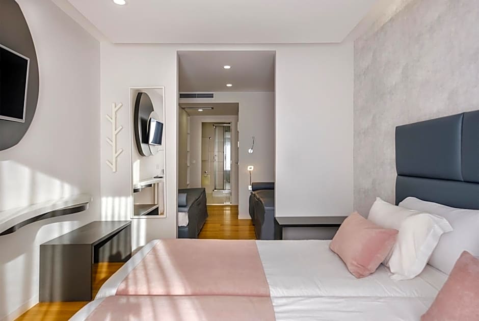 Hotel Rosa Mística by Umbral