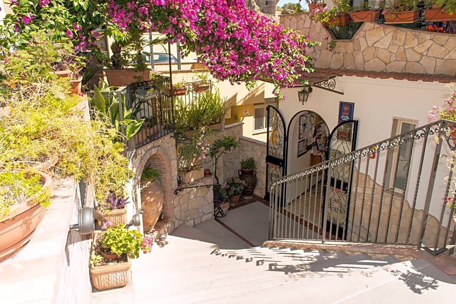 Hotel Condor