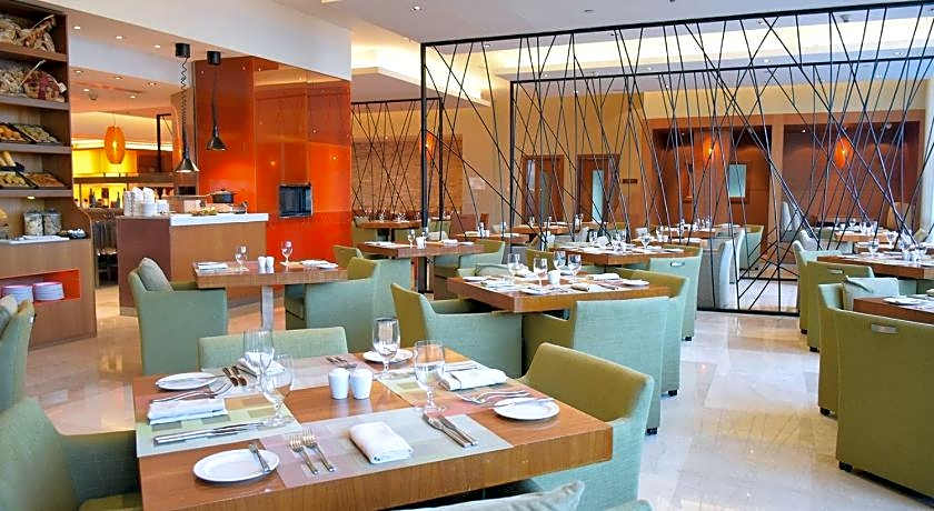 Yas Plaza Marina By Ihg