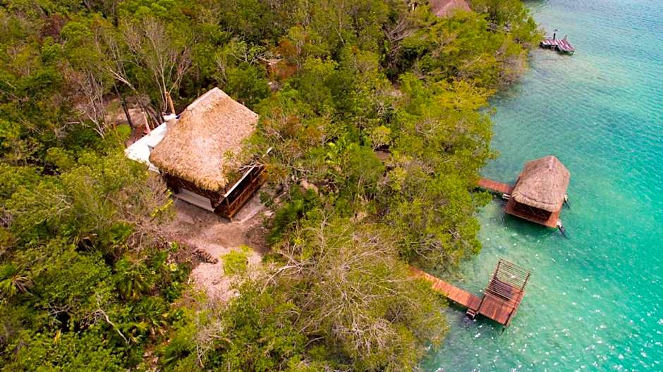 Laguna Bacalar Ichkiichpan