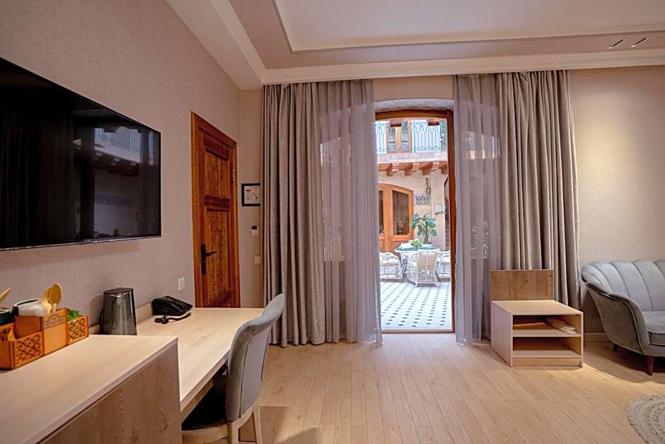 Photo 1 of 4 of Quadruple Room with Private Bathroom