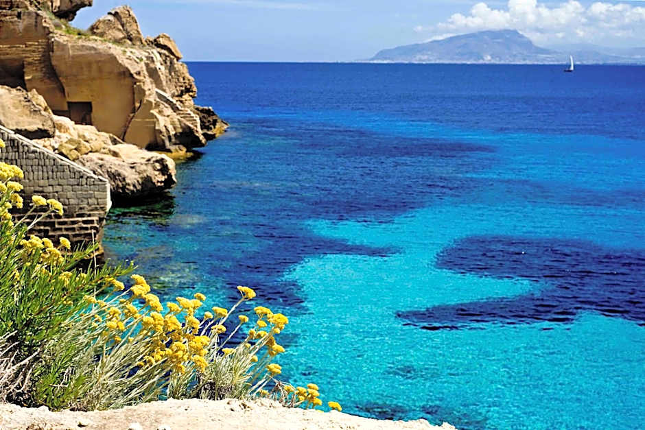 Luxmari hotel and spa