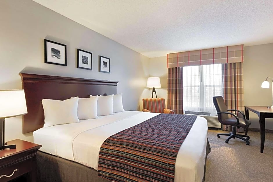 Country Inn & Suites by Radisson, Kearney, NE