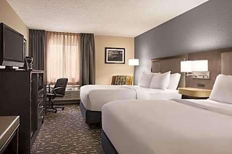 Queen Room with Two Queen Beds - Disability Access/Non-Smoking