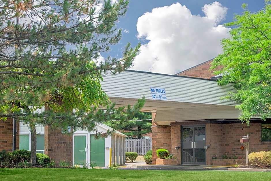 Skylight Inn Cleveland Willoughby