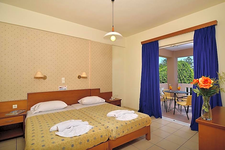 Akatos Hotel