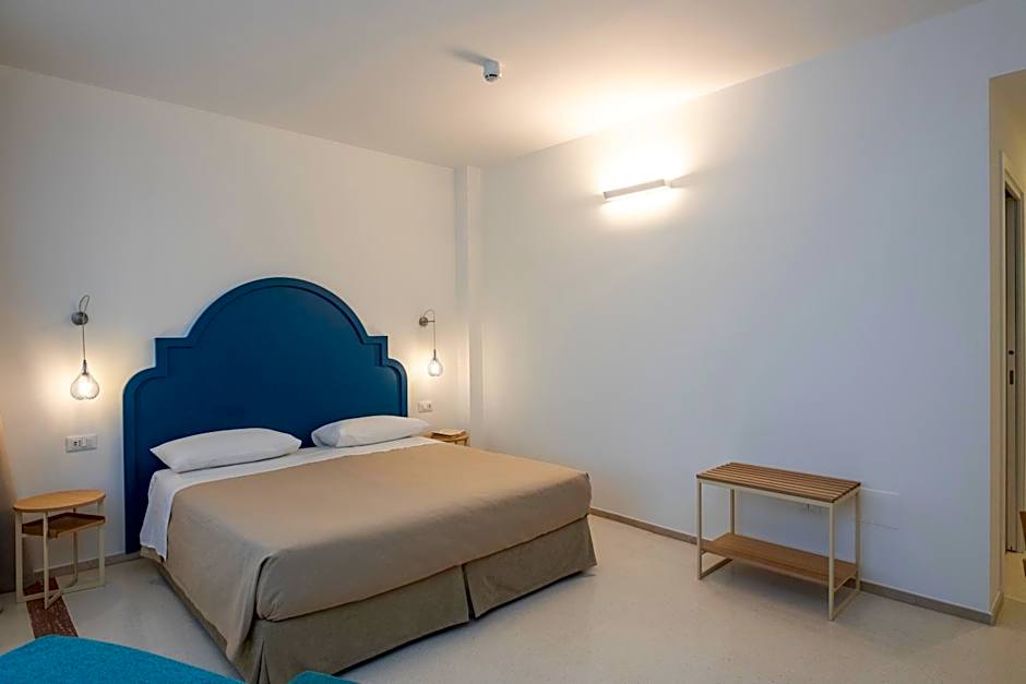Hotel Albania