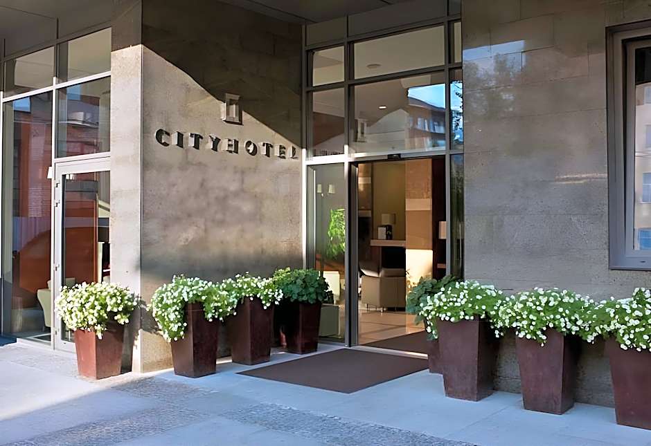 CityHotel