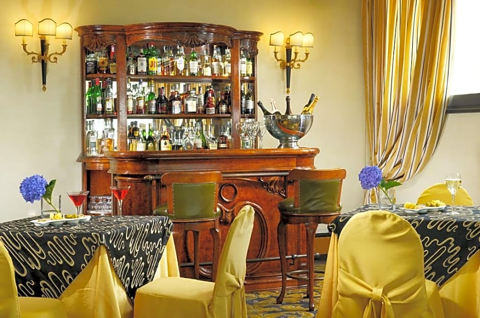 Hotel Savoy