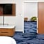 Fairfield Inn & Suites by Marriott Arlington Near Six Flags