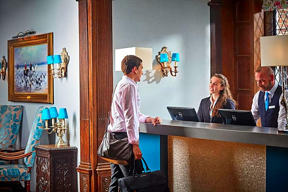 Great Fosters - Near Windsor