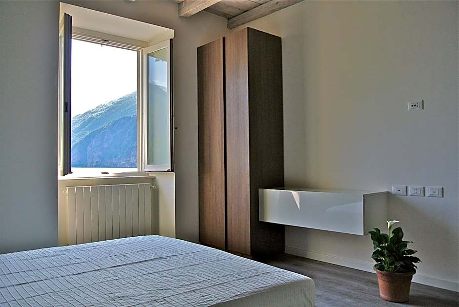 Iseo Lake - Rooms & Apartments