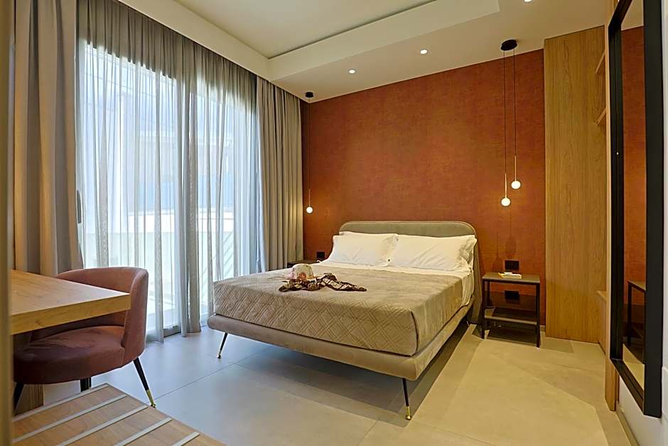 11 Catalani Rooms