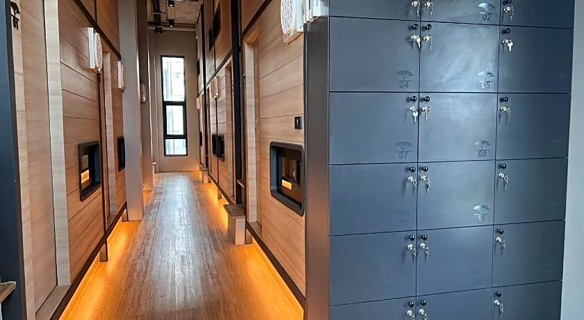 Chainam-Charmchuree residences cafe and spa