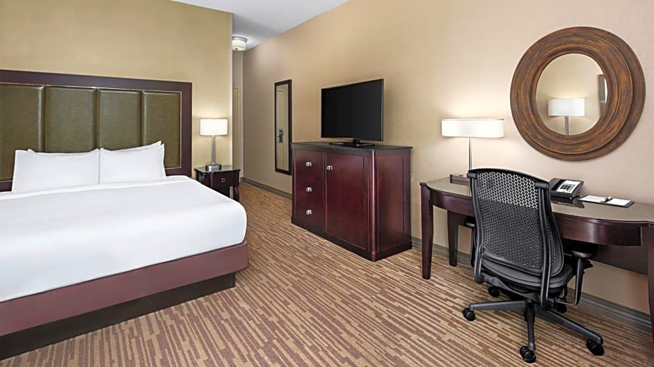 DoubleTree by Hilton Raleigh Durham Airport at Research Triangle Park
