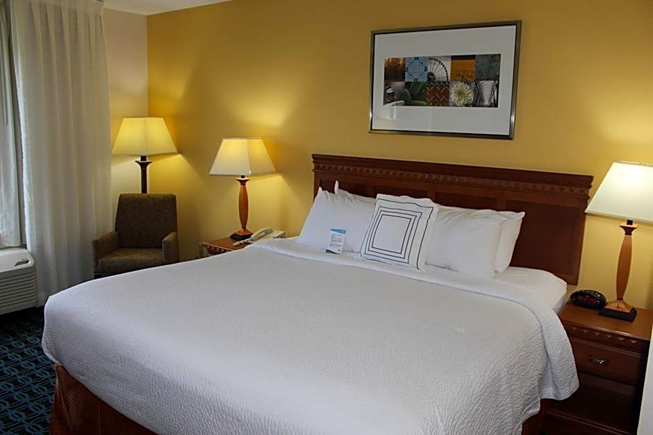 Fairfield Inn & Suites by Marriott Kansas City Liberty