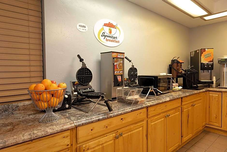 Super 8 by Wyndham Missoula/Brooks Street