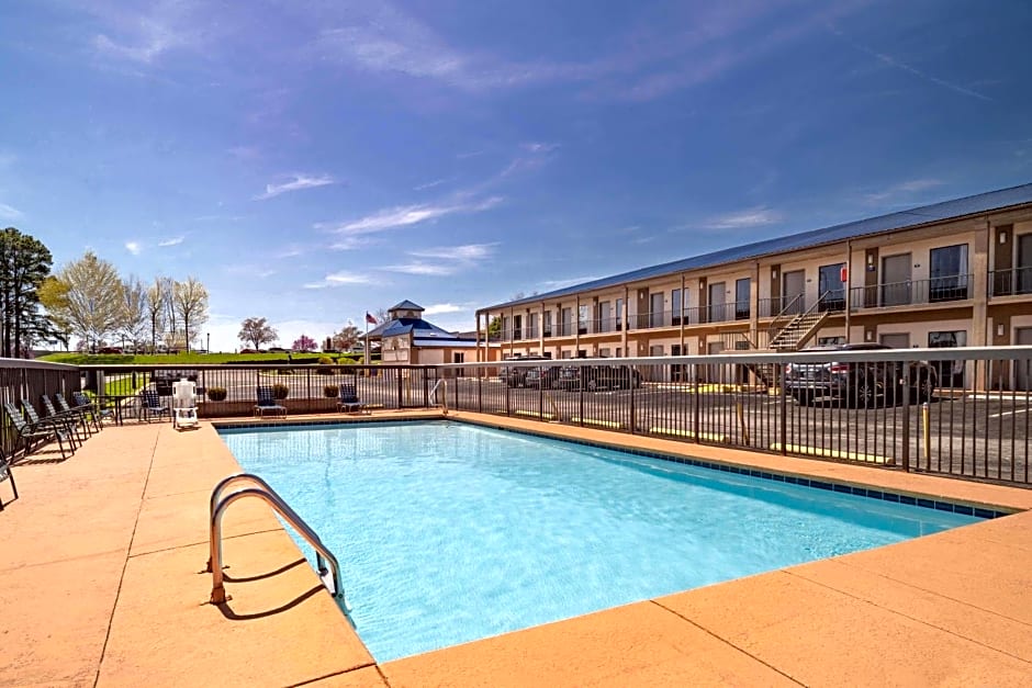 Days Inn by Wyndham Cookeville