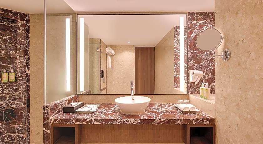 Royal Orchid Central Grazia Hotel