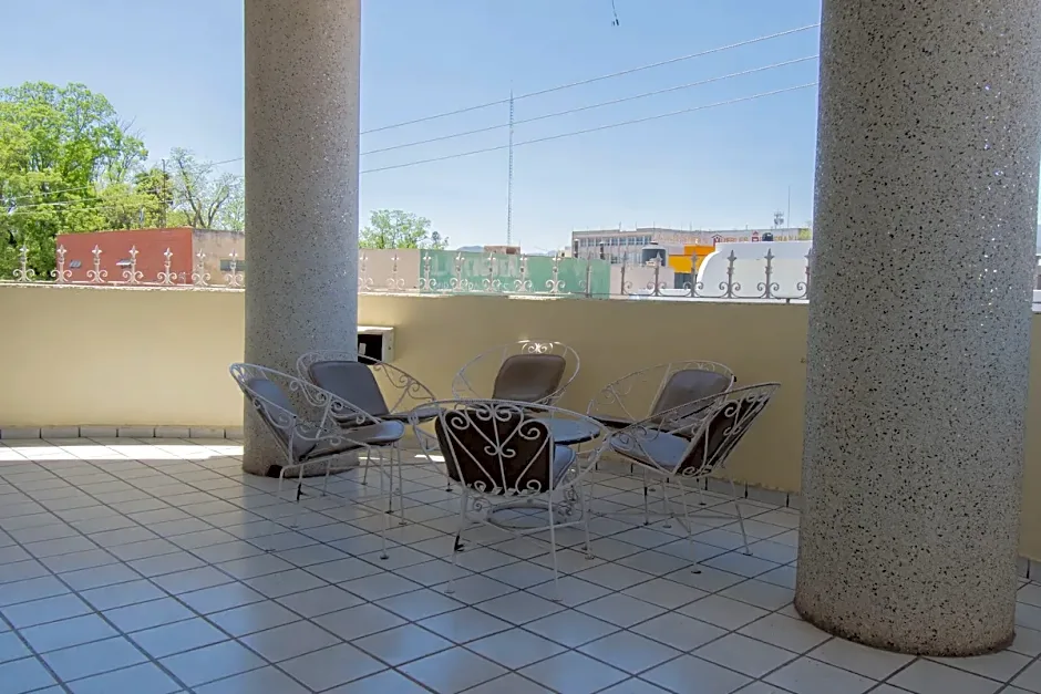 OYO Hotel Casino Del Valle