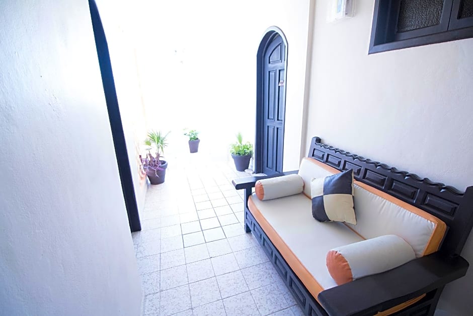 Hotel Bucaneros