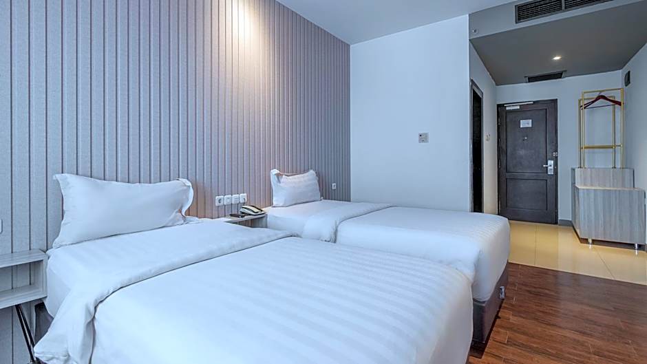 Continent Centrepoint Panakkukang – Makassar