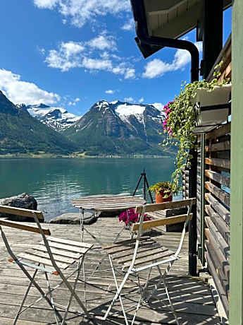 Vollsnes Feriehus
