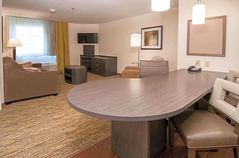 Candlewood Suites Baton Rouge - College Drive By IHG