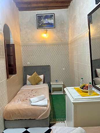 Twin Room with Private Bathroom