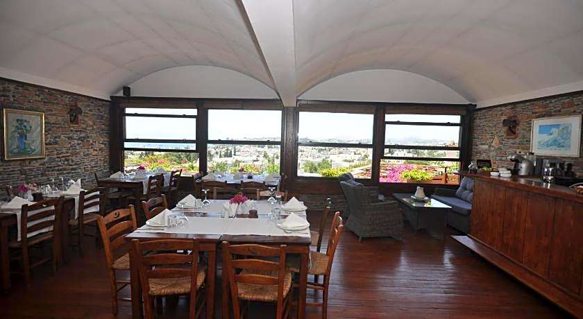 El Vino Hotel Suites