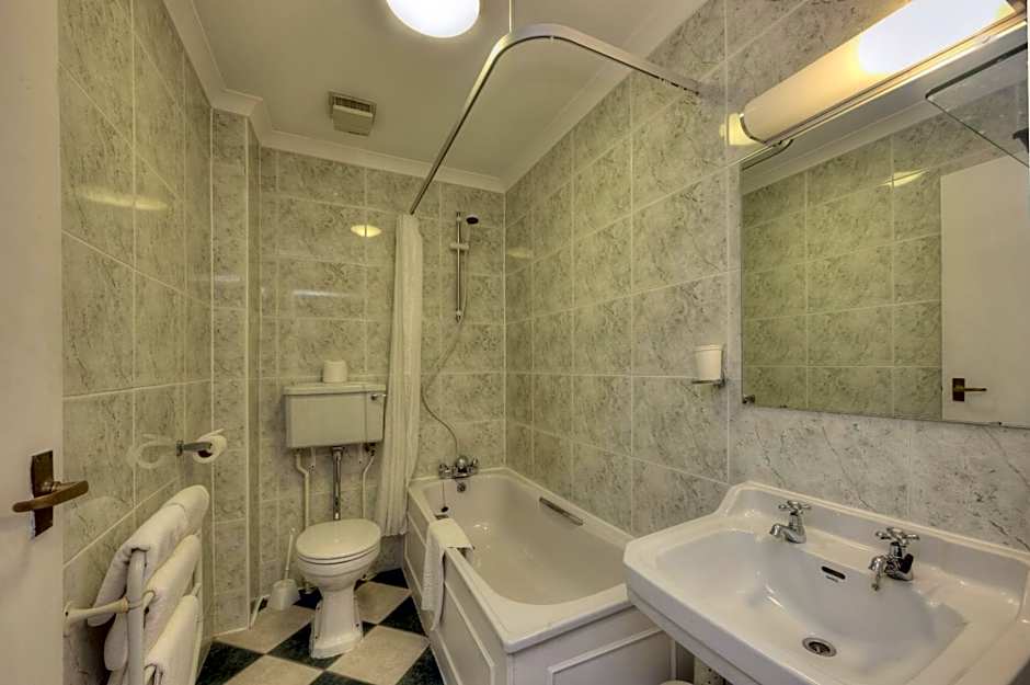 Muthu Newton Hotel (Near Inverness Airport)